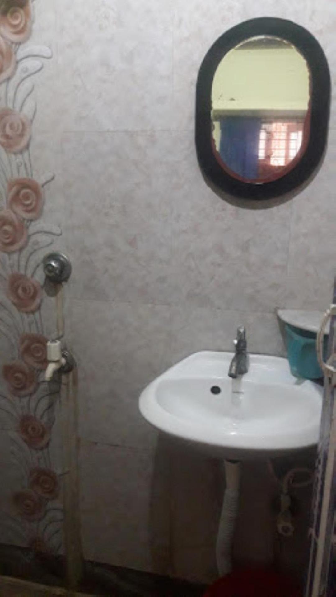 Pratima Guest House , Калькутта Экстерьер фото